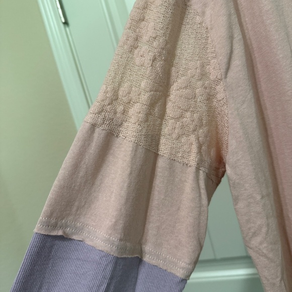 Easel Star Patched Long Sleeve Top  *NWT* - Picture 7 of 8